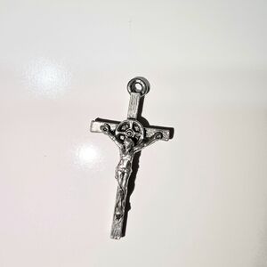 Silver Crucifix Pendant